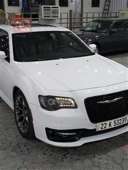 کرایسلەر 300